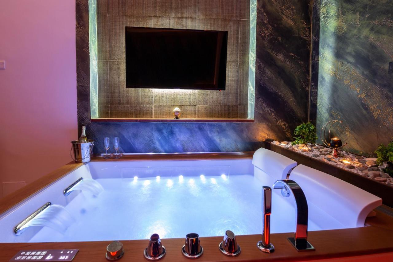 Pompei Luxury Rooms Екстериор снимка