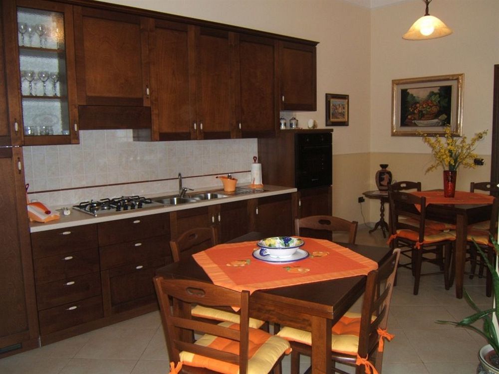 Pompei Luxury Rooms Екстериор снимка
